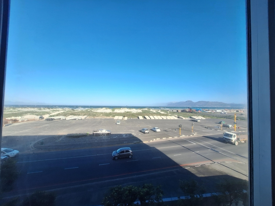 To Let 2 Bedroom Property for Rent in Muizenberg Western Cape